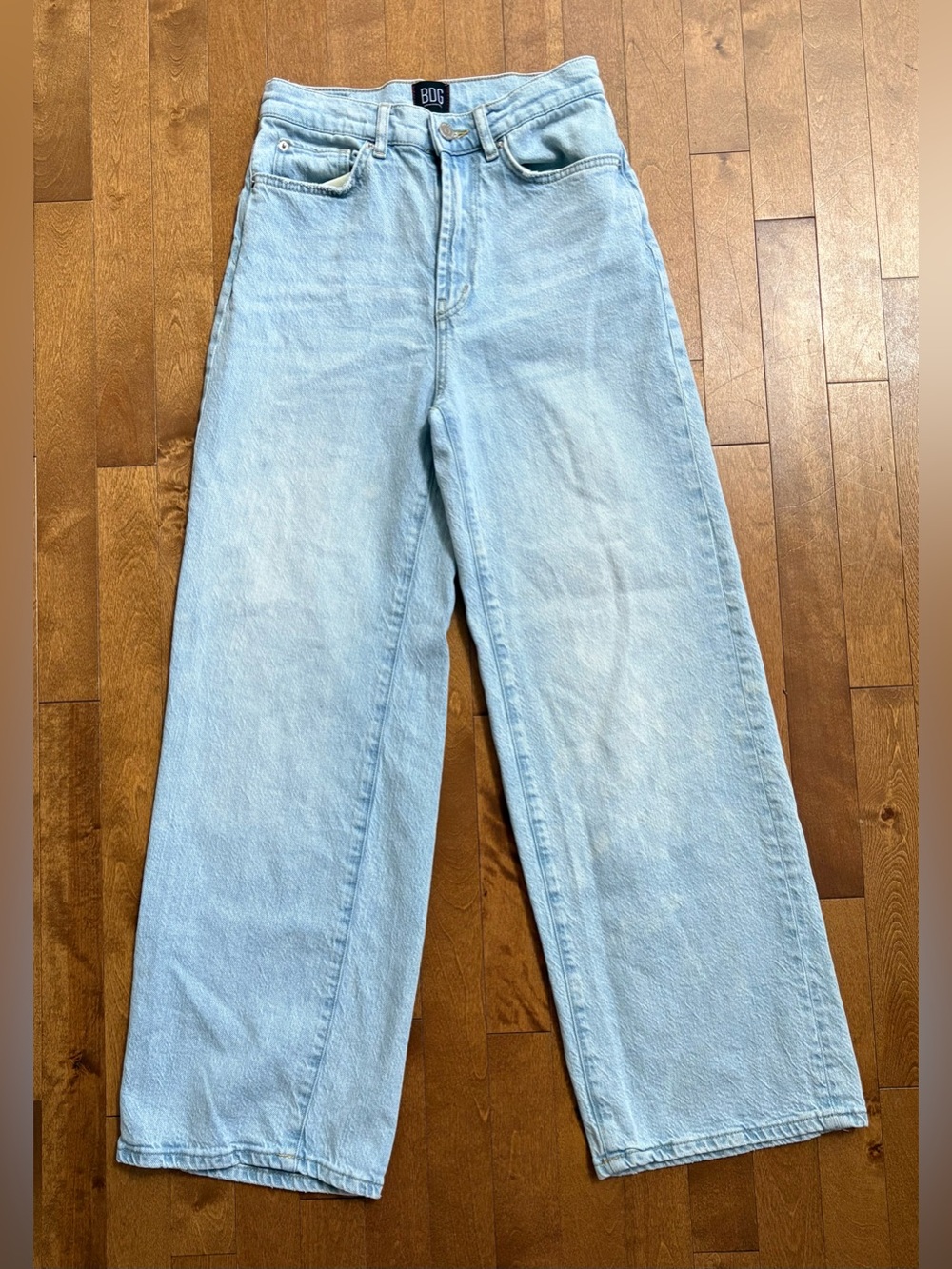BDG Urban Outfitters High & Wide Leg Jeans Light Wash – Size 26